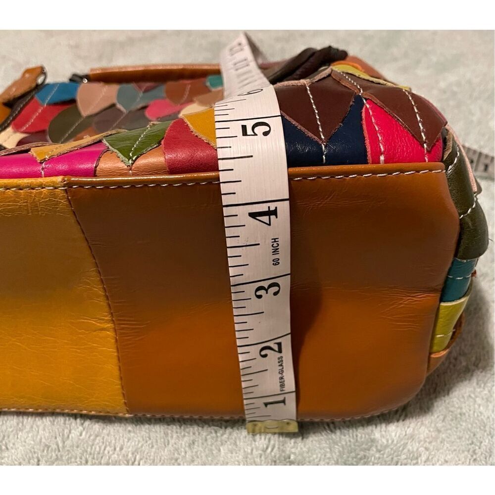 Leather crossbody of many colors and many pockets - Picture 9 of 10